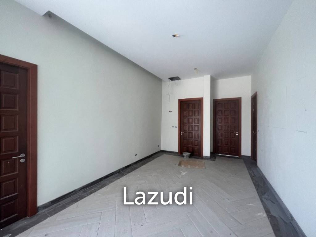 PANORAMA BLACK MOUNTAIN : Luxury 4 bed pool villa completion April 2025