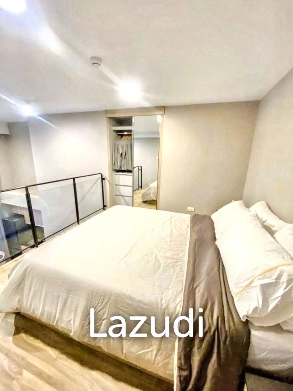 1 Bed 1 Bath  46 SQ.M Blossom Condo @ Sathorn-Charoenrat