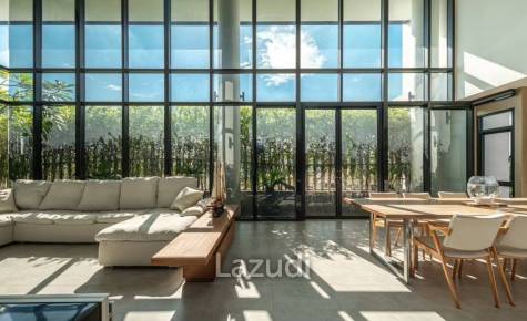 12 Bed 17 Bath 2,047 SQ.M Private House krungthep kreetha
