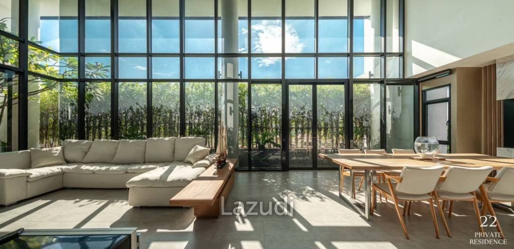 12 Bed 17 Bath 2,047 SQ.M Private House krungthep kreetha