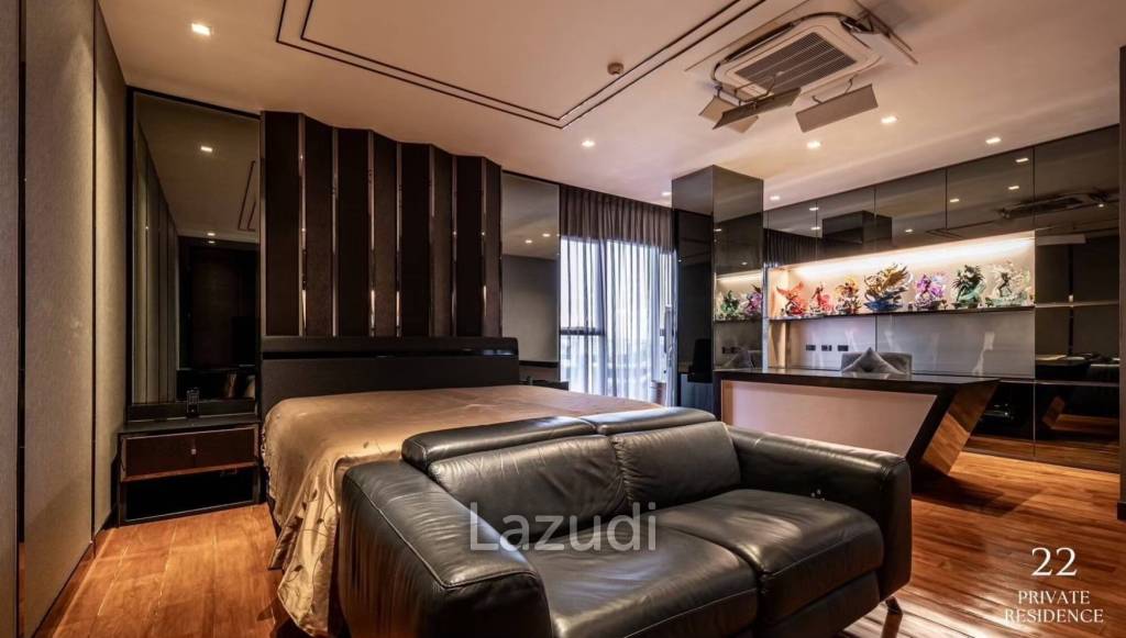 12 Bed 17 Bath 2,047 SQ.M Private House krungthep kreetha