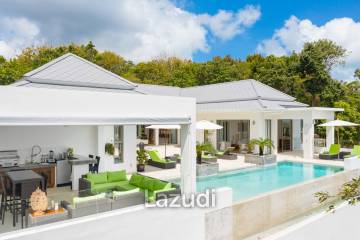 Modern Sea View Villa with Large Pool Located in Bophut Hill