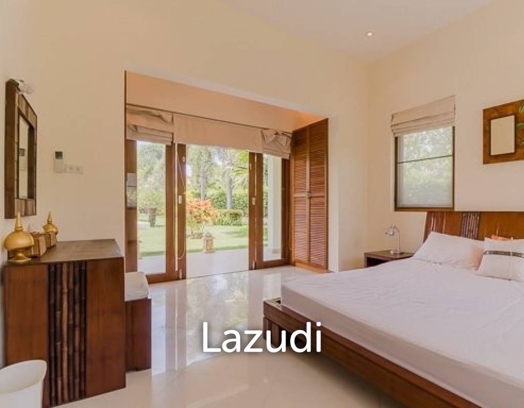 WHITE LOTUS 2 : Luxury 5 bed pool villa