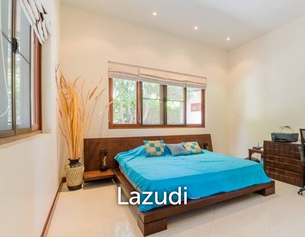 WHITE LOTUS 2 : Luxury 5 bed pool villa