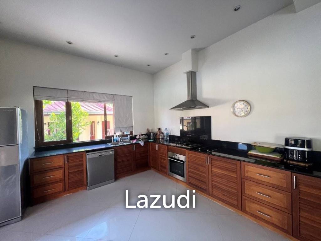 WHITE LOTUS 2 : Luxury 5 bed pool villa