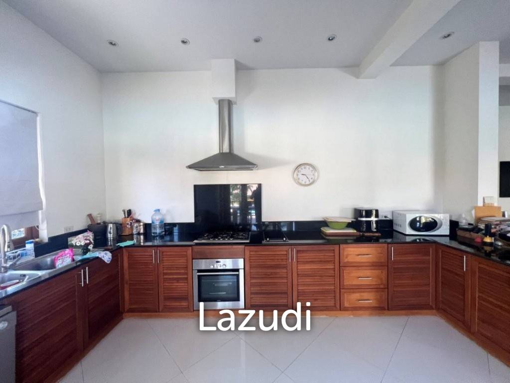 WHITE LOTUS 2 : Luxury 5 bed pool villa