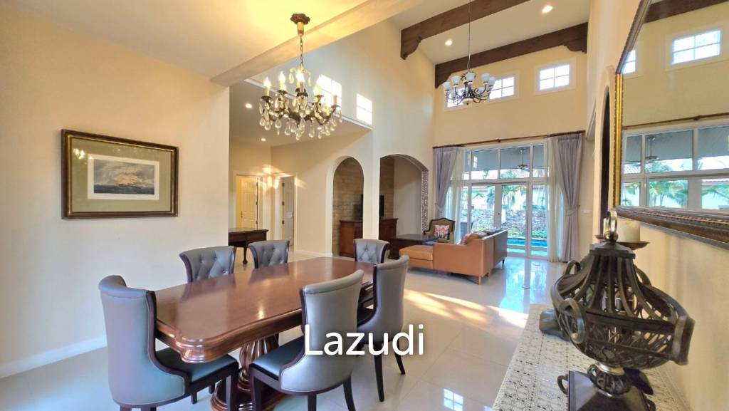 3 Beds 3 Baths 281 SQ.M. Silk Road Place