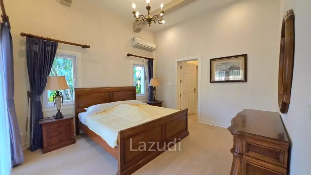 3 Beds 3 Baths 281 SQ.M. Silk Road Place
