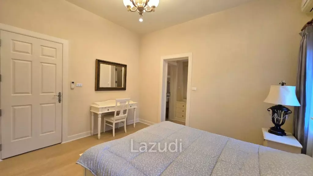 3 Beds 3 Baths 281 SQ.M. Silk Road Place