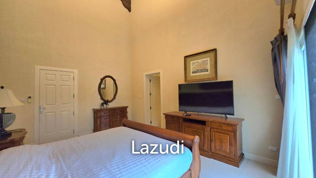 3 Beds 3 Baths 281 SQ.M. Silk Road Place
