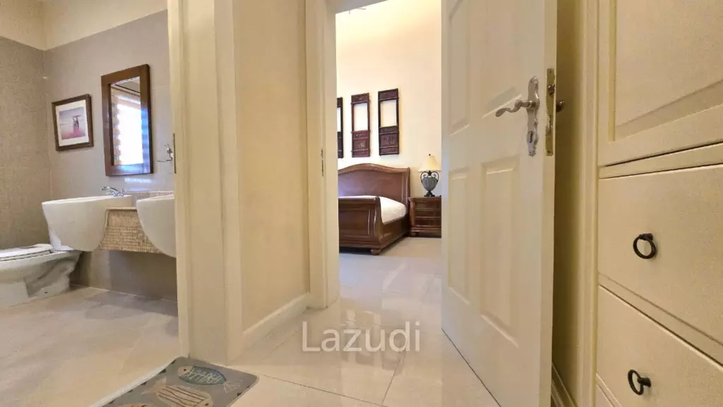 3 Beds 3 Baths 281 SQ.M. Silk Road Place