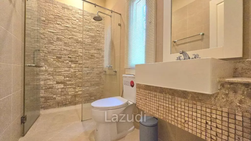 3 Beds 3 Baths 281 SQ.M. Silk Road Place