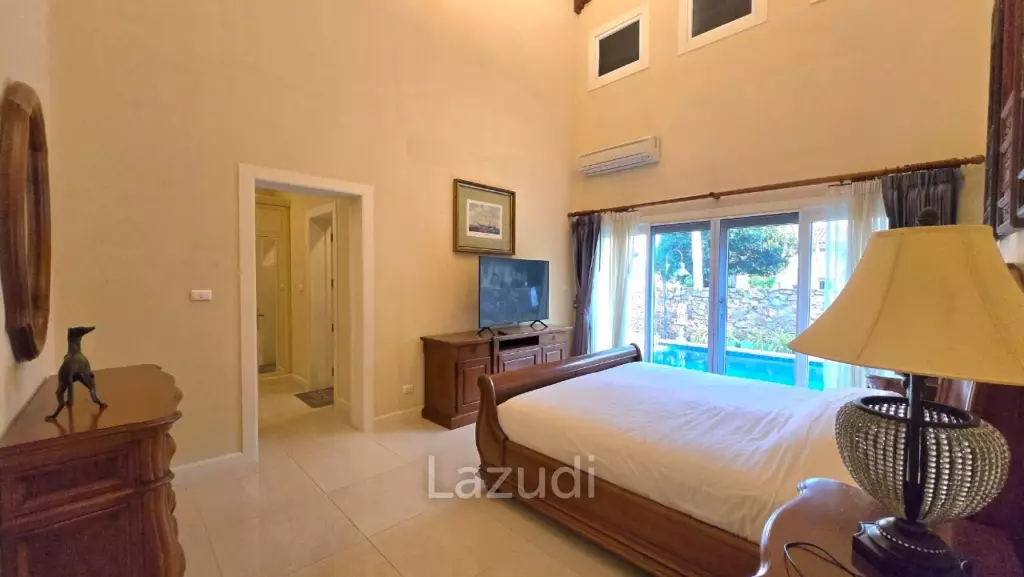 3 Beds 3 Baths 281 SQ.M. Silk Road Place