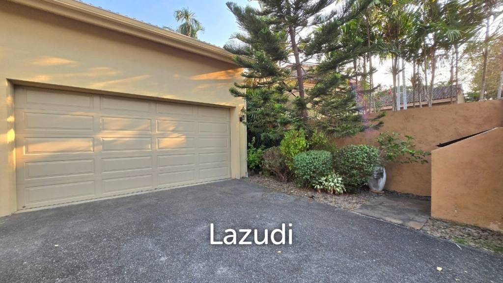 3 Beds 3 Baths 281 SQ.M. Silk Road Place