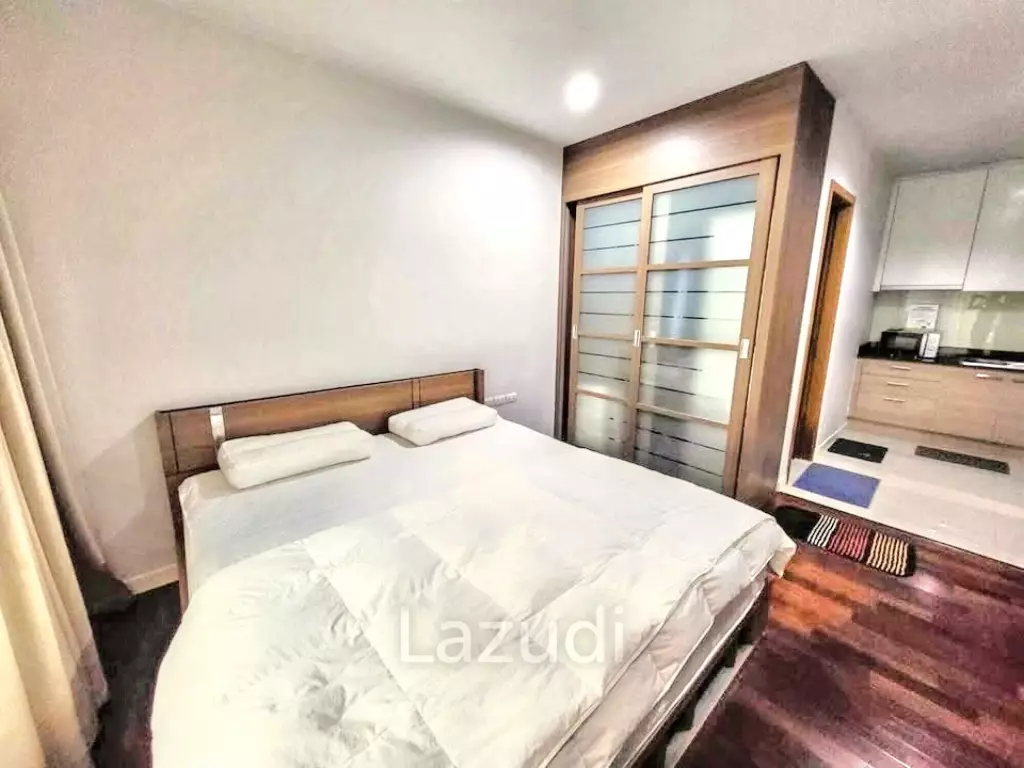 1 Bed 1 Bath  28 SQ.M Circle Condominium