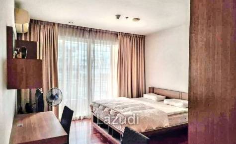 1 Bed 1 Bath  28 SQ.M Circle Condominium