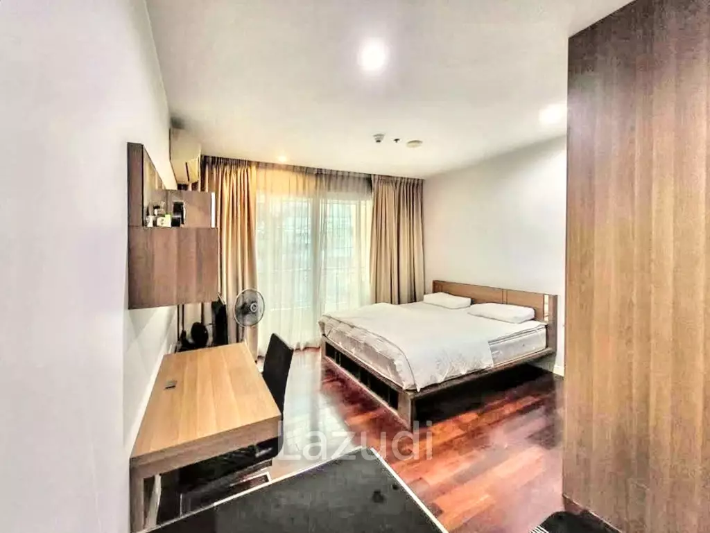 1 Bed 1 Bath  28 SQ.M Circle Condominium