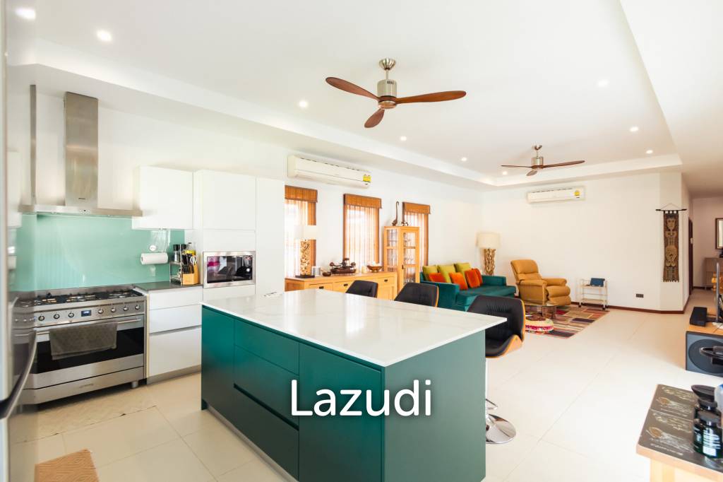 800 Sqm 4 Bed 4 Bath Villa For Sale