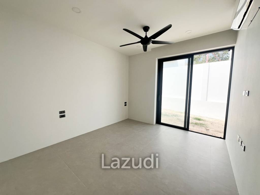 [READY-TO-MOVE-IN] : Pool Villa Close to Fisherman's Village