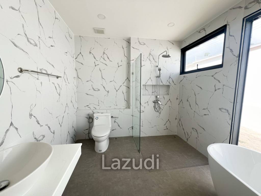 [READY-TO-MOVE-IN] : Pool Villa Close to Fisherman's Village