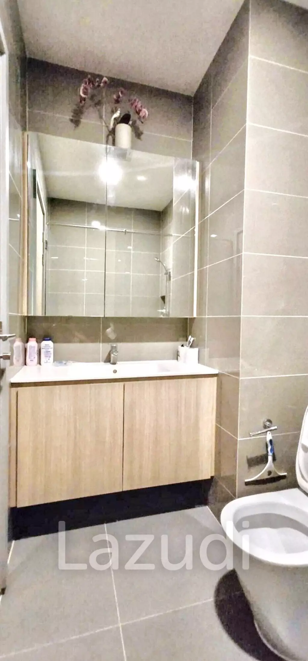 2 Bedroom 2 Bathroom 64 SQ.M at M Jatujak