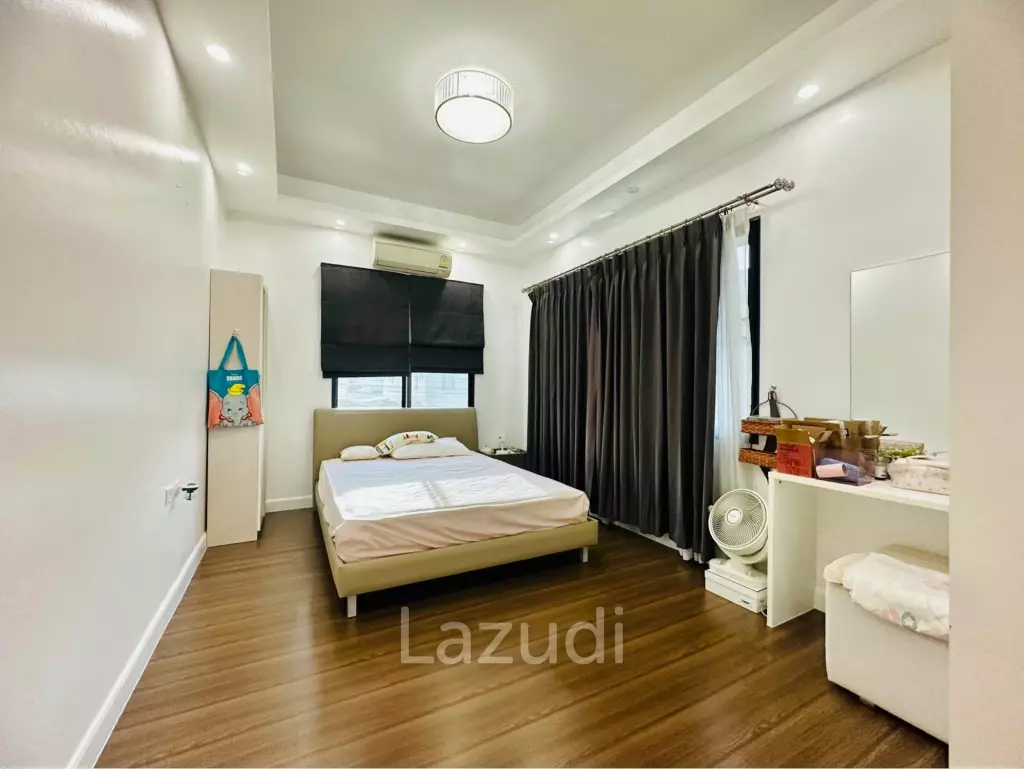 3 Bedroom House At Burasiri Kohkaew Near BISP