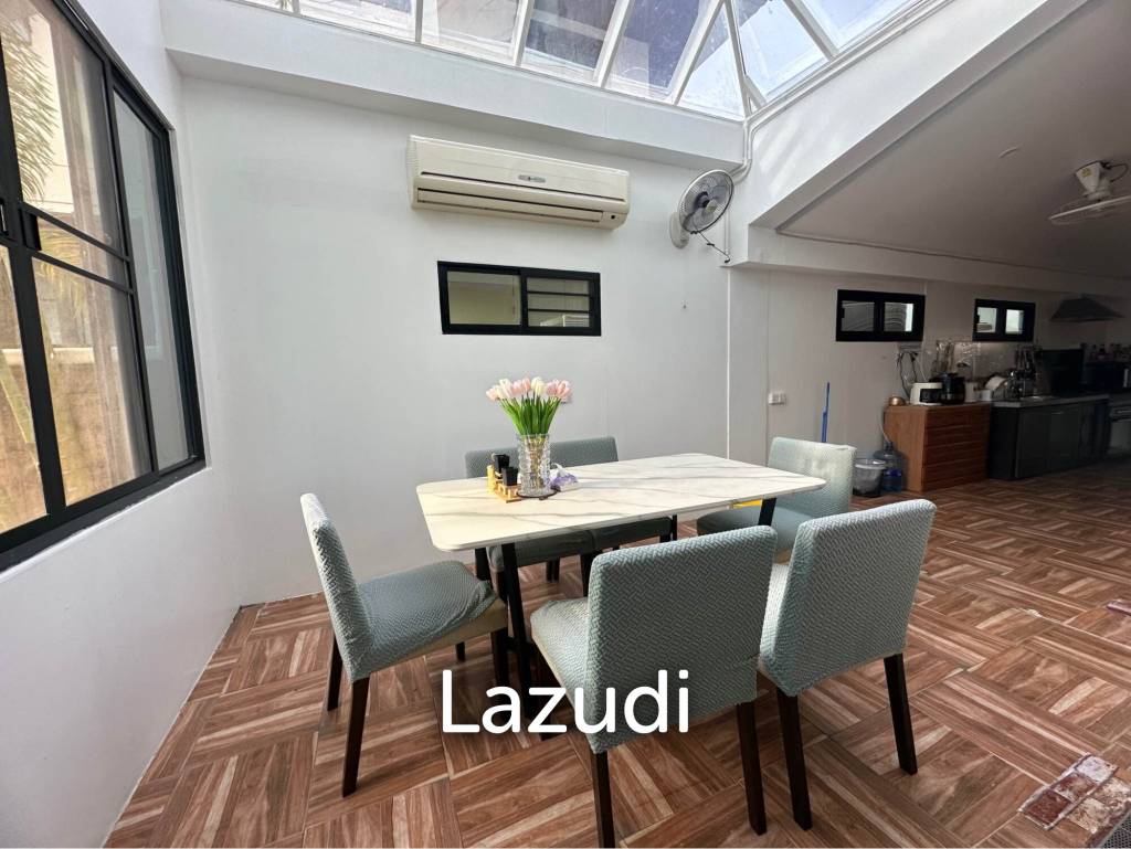 3 Bedroom House At Burasiri Kohkaew Near BISP