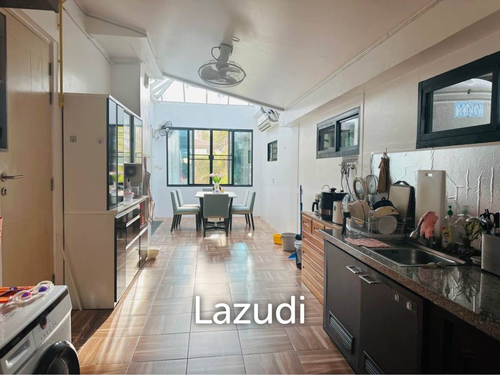 3 Bedroom House At Burasiri Kohkaew Near BISP