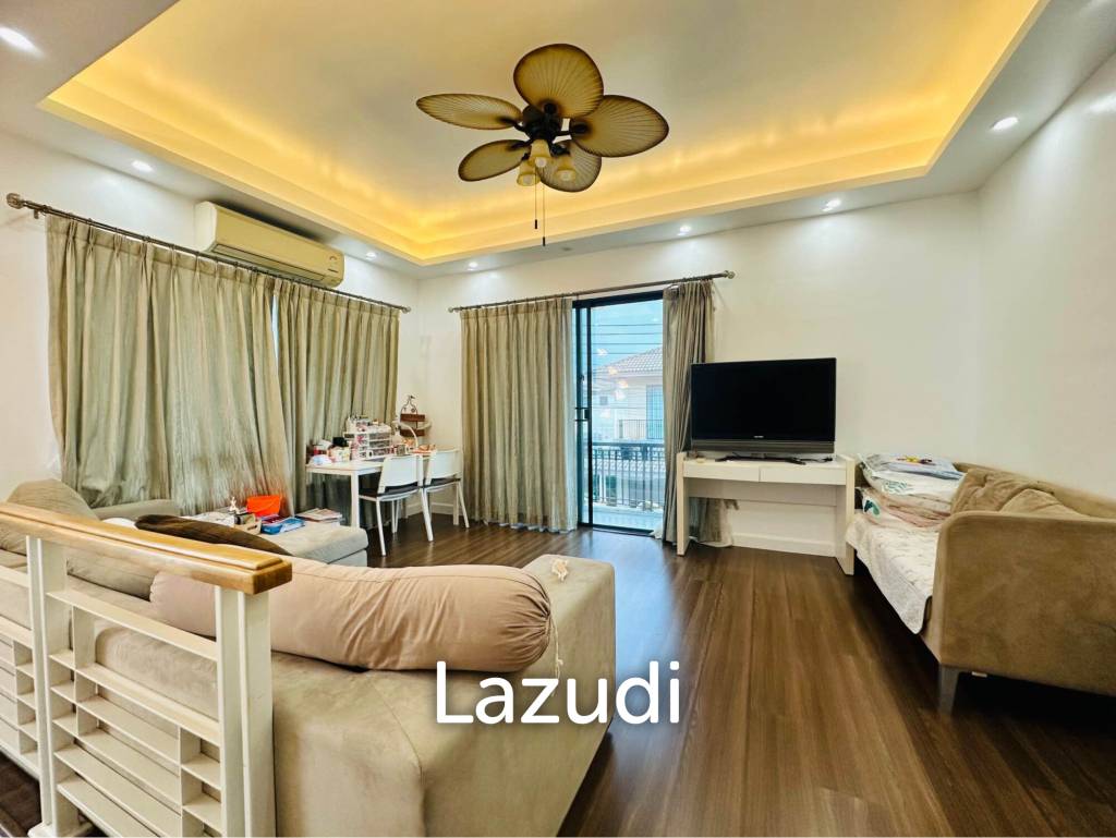 3 Bedroom House At Burasiri Kohkaew Near BISP