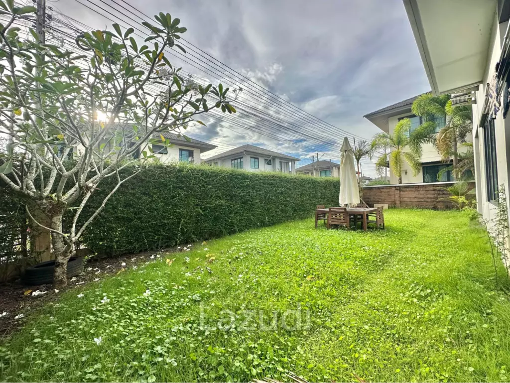 3 Bedroom House At Burasiri Kohkaew Near BISP
