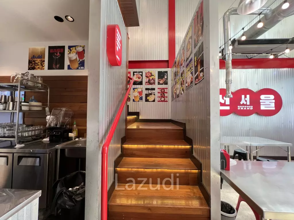 Sell out Korean style restaurant in city center