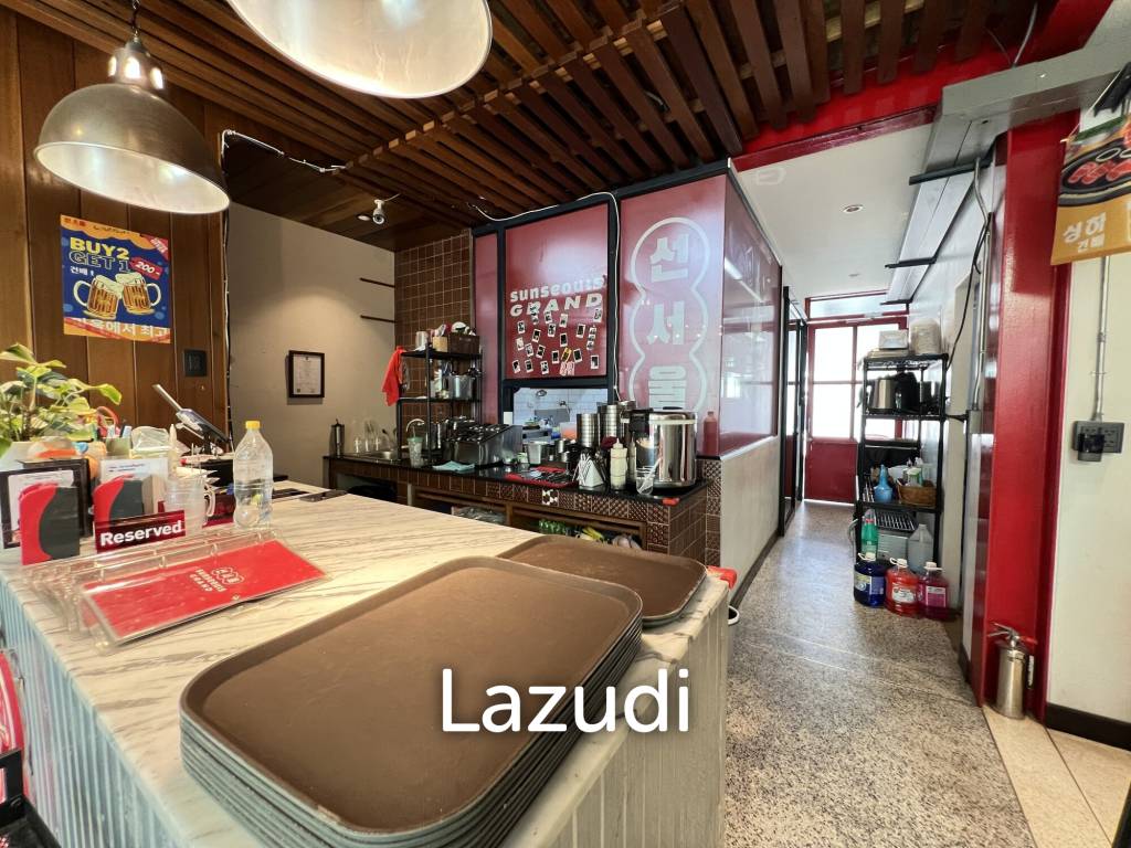 Sell out Korean style restaurant in city center