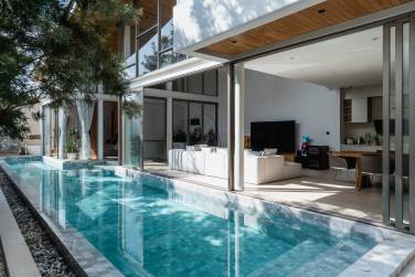 Luxury 4 Bedroom Pool Villa At The Trinity Village