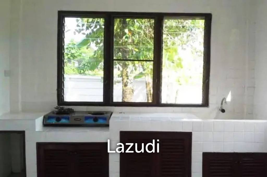3 Bedrooms House For Sale with 1 Rai of Land near to Airport