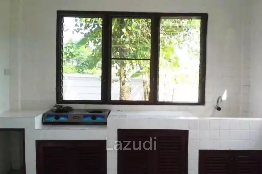 3 Bedrooms House For Sale with 1 Rai of Land near to Airport