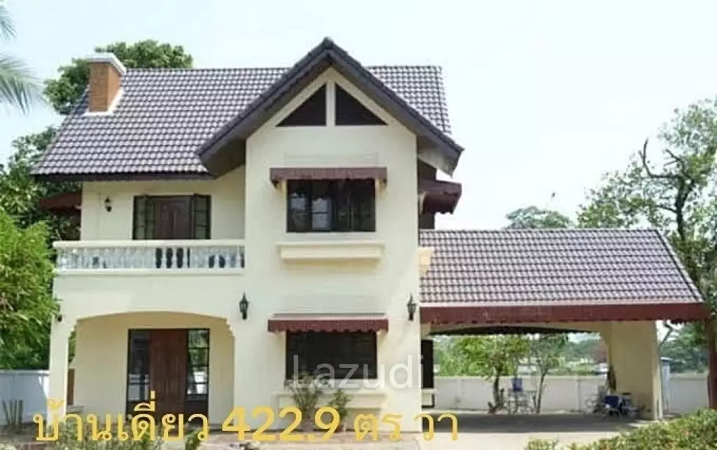 3 Bedrooms House For Sale with 1 Rai of Land near to Airport