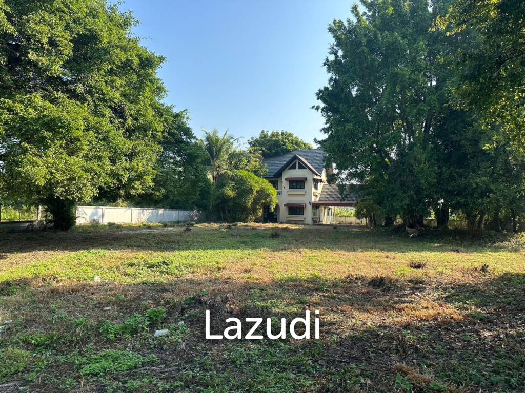 3 Bedrooms House For Sale with 1 Rai of Land near to Airport