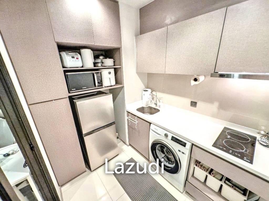 1 Bed 1 Bath 35 SQ.M LIFE Asoke - Rama 9