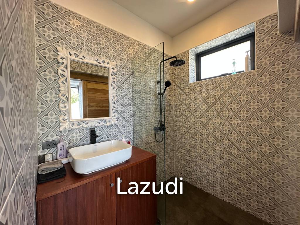 Freehold or leasehold Luxury 3-Bedroom Sea View Private Pool