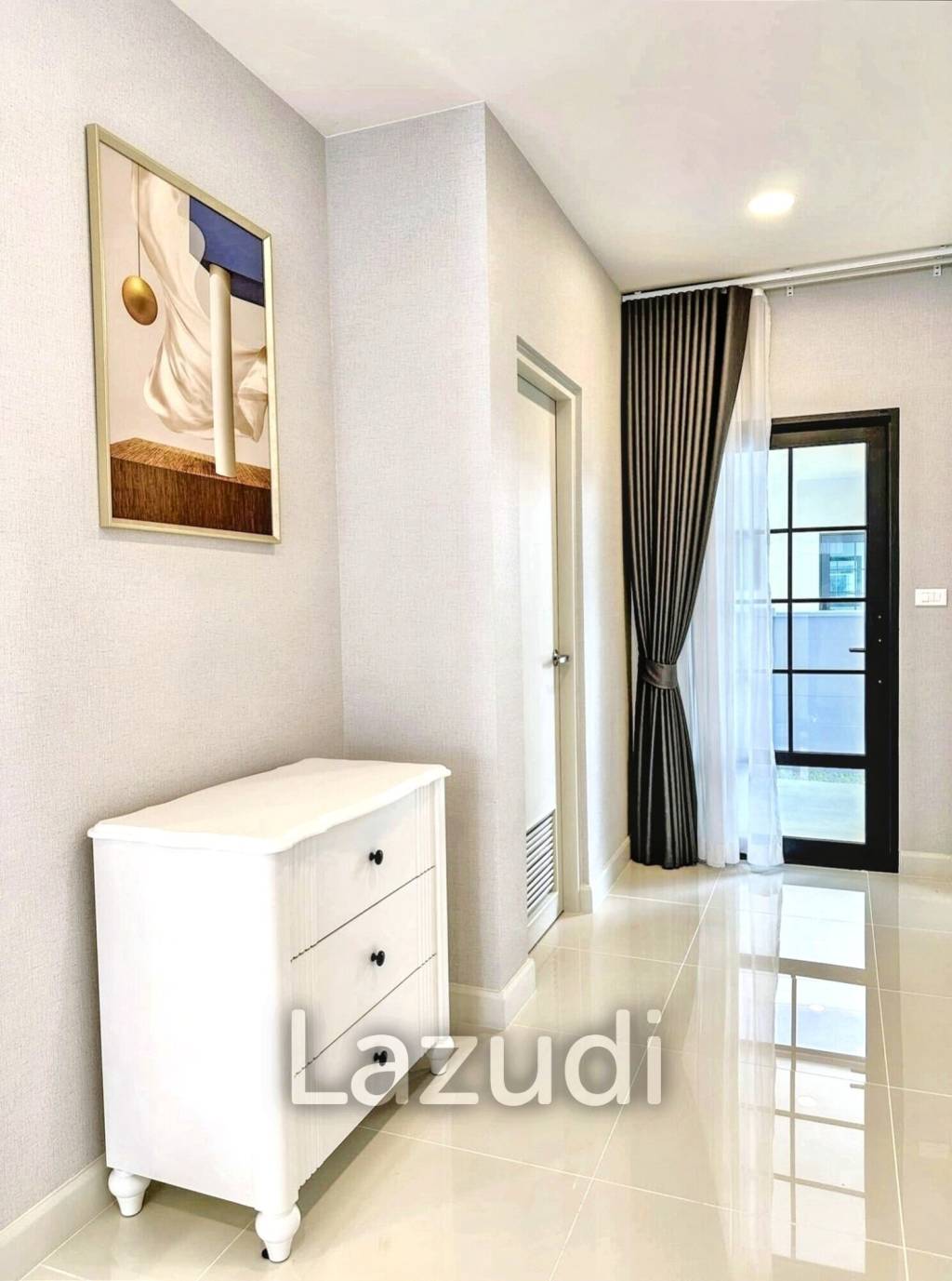 4 Bed 5 Bath 303 SQ.M Centro Bangna 2