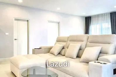 4 Bed 5 Bath 303 SQ.M Centro Bangna 2