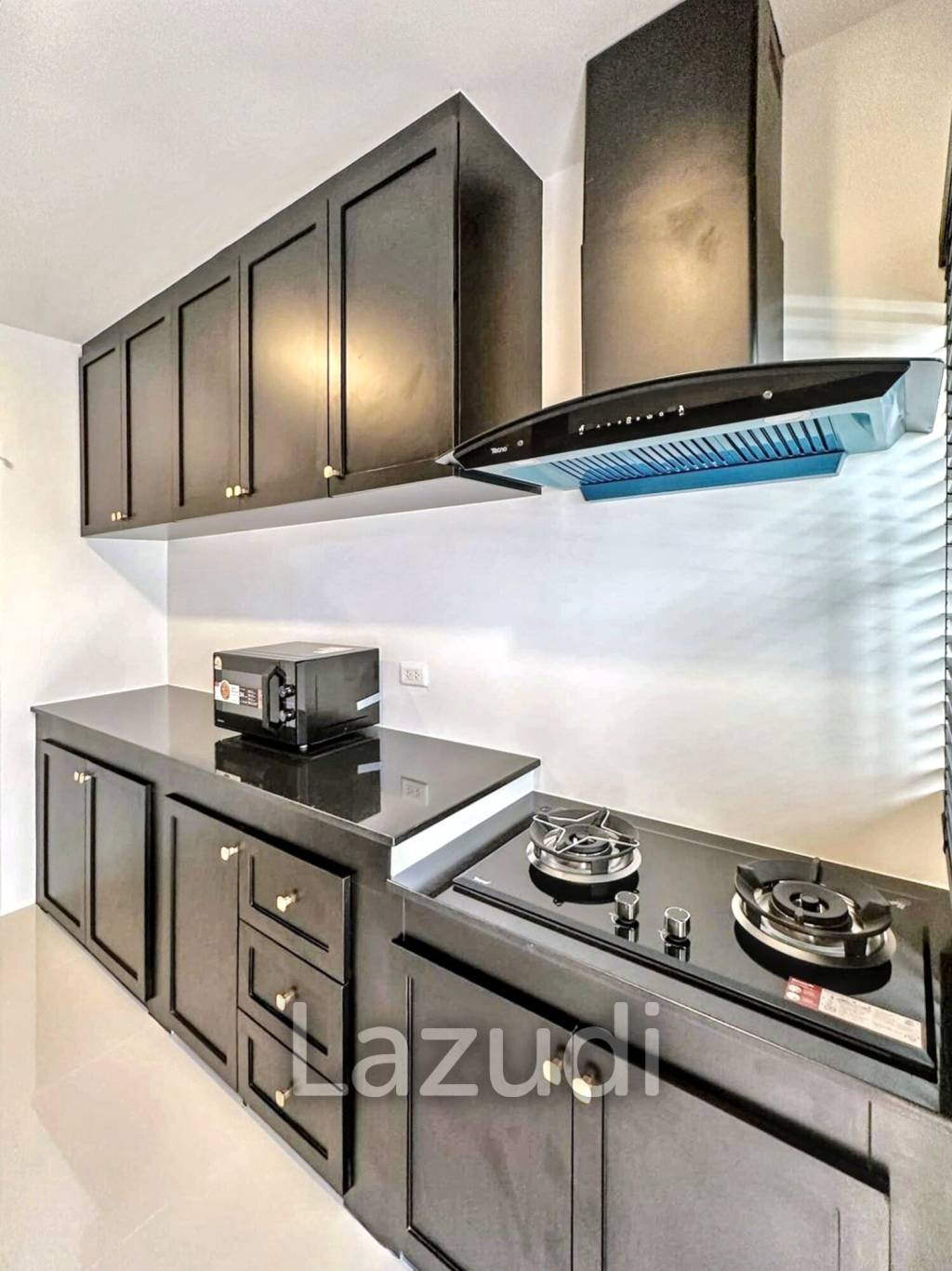 4 Bed 5 Bath 303 SQ.M Centro Bangna 2