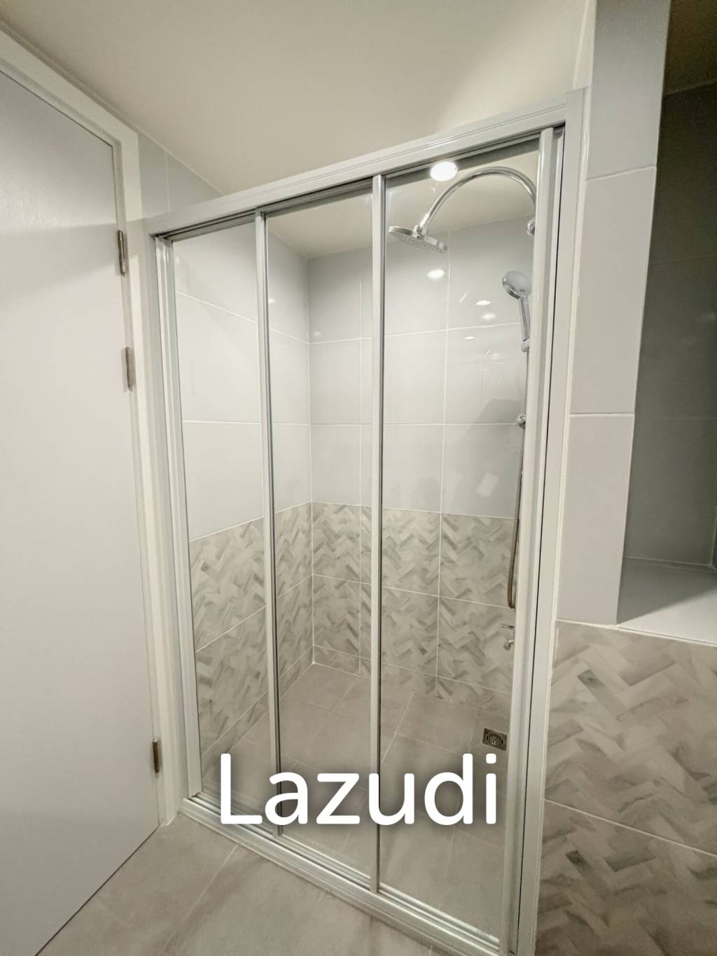 Upscale 2-Bedroom Condo in Hua Hin 94