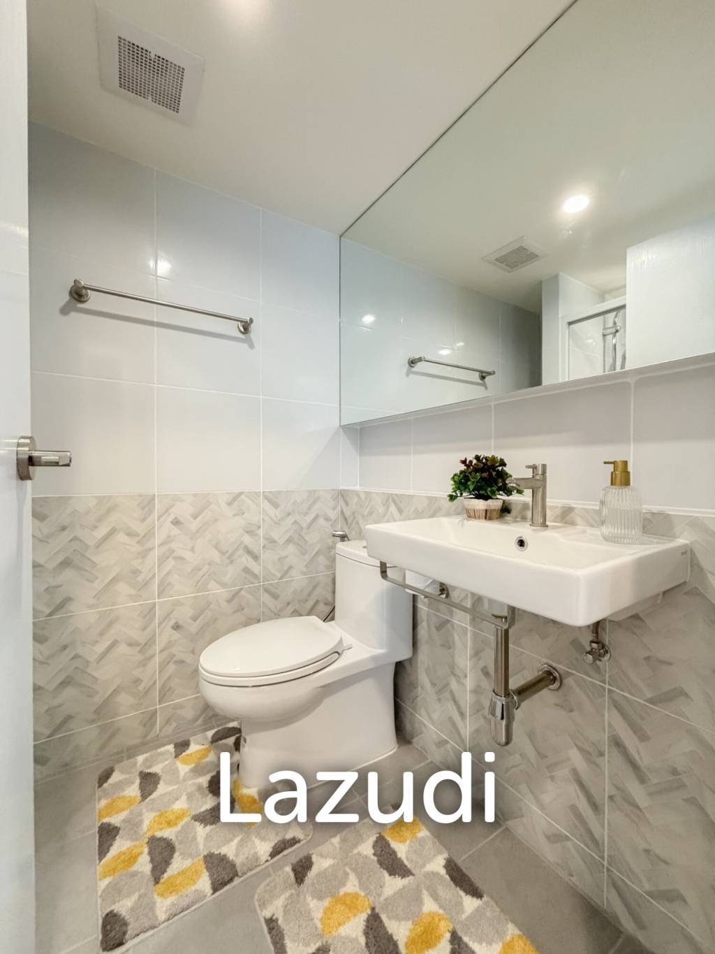 Upscale 2-Bedroom Condo in Hua Hin 94