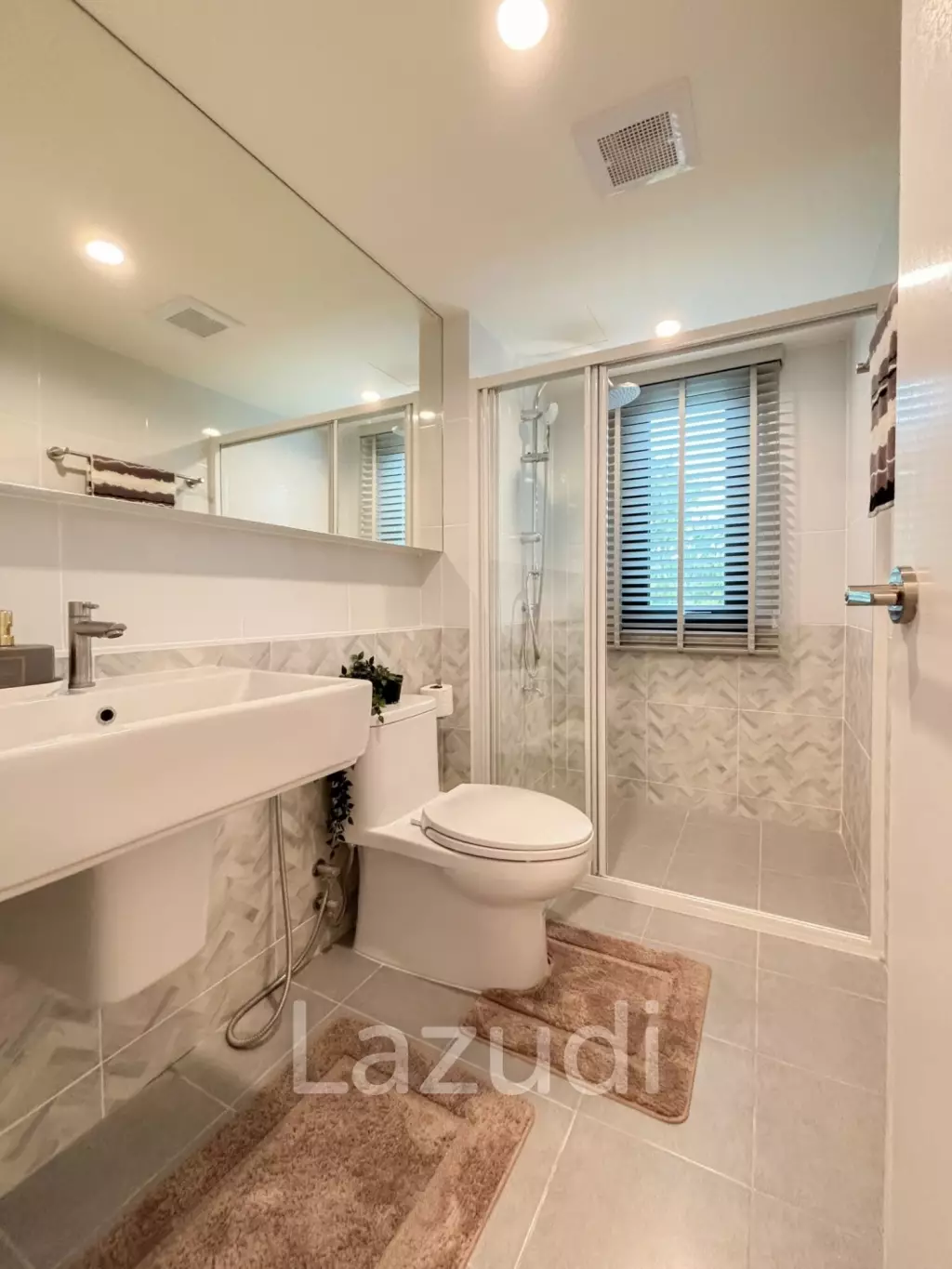 Upscale 2-Bedroom Condo in Hua Hin 94