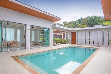 Modern 4 Bedroom Pool Villa For Rent In Rawai