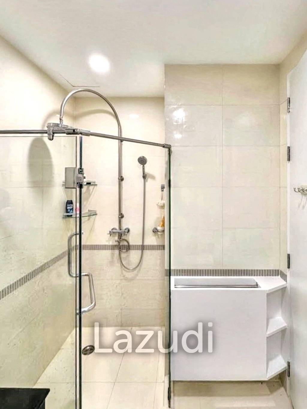 2 Bed 2 Bath 67 SQ.M Baan Klang Krung Siam-Pathumwan