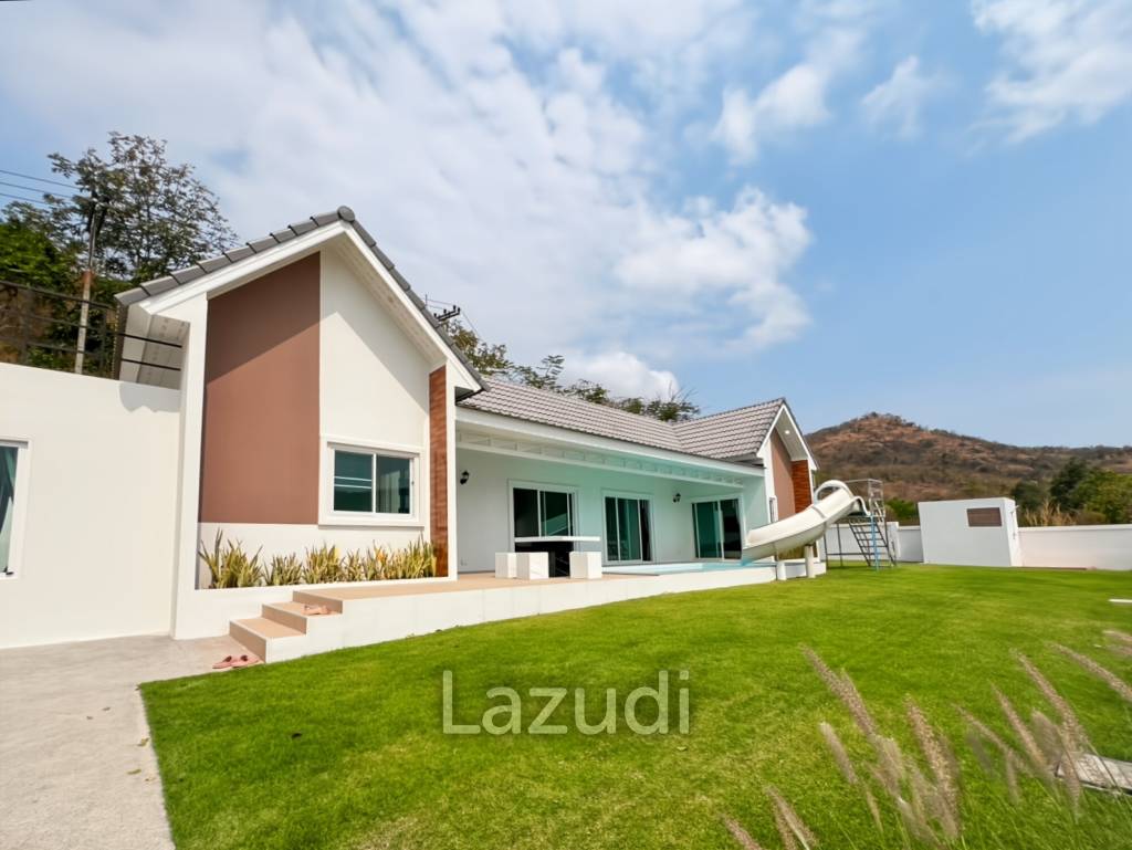Modern 3.5 Bedroom Pool Villa in Hua Hin with Scenic Mountain View For Sale/Rent