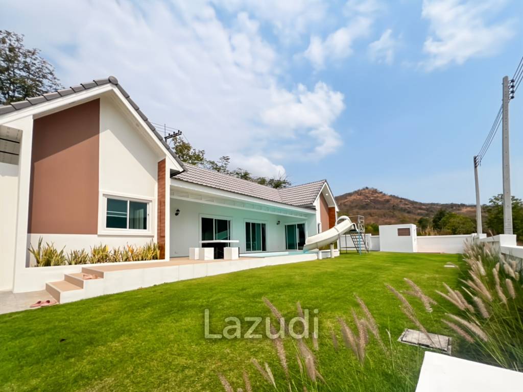 Modern 3.5 Bedroom Pool Villa in Hua Hin with Scenic Mountain View For Sale/Rent