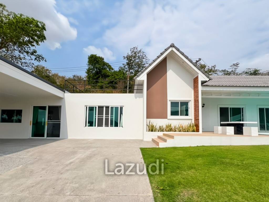 Modern 3.5 Bedroom Pool Villa in Hua Hin with Scenic Mountain View For Sale/Rent